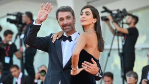 Raoul Bova e Rocio Munoz Morales sul red carpet di Venezia