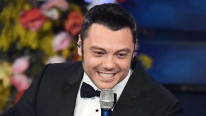 Tiziano Ferro, cantante italiano: periodo di grandi novità nella sua vita. (ANSA) - Metropolinotizie.it